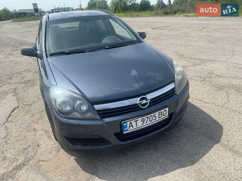 Универсал Opel Astra 2006 в Ивано-Франковске