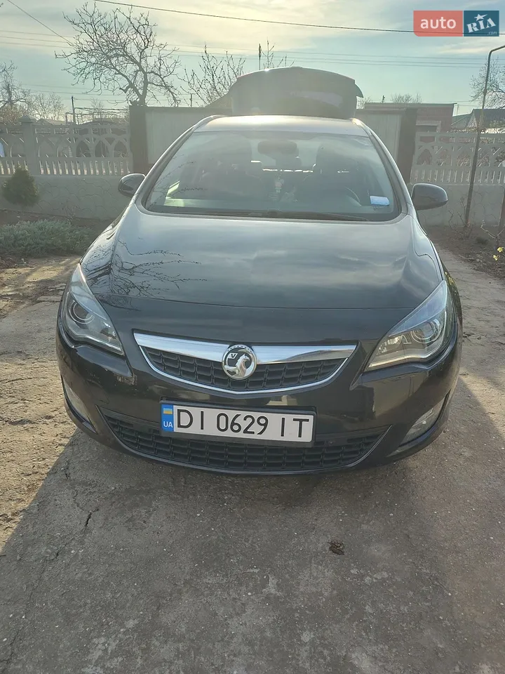 2011 Opel Astra - мініатюра 14