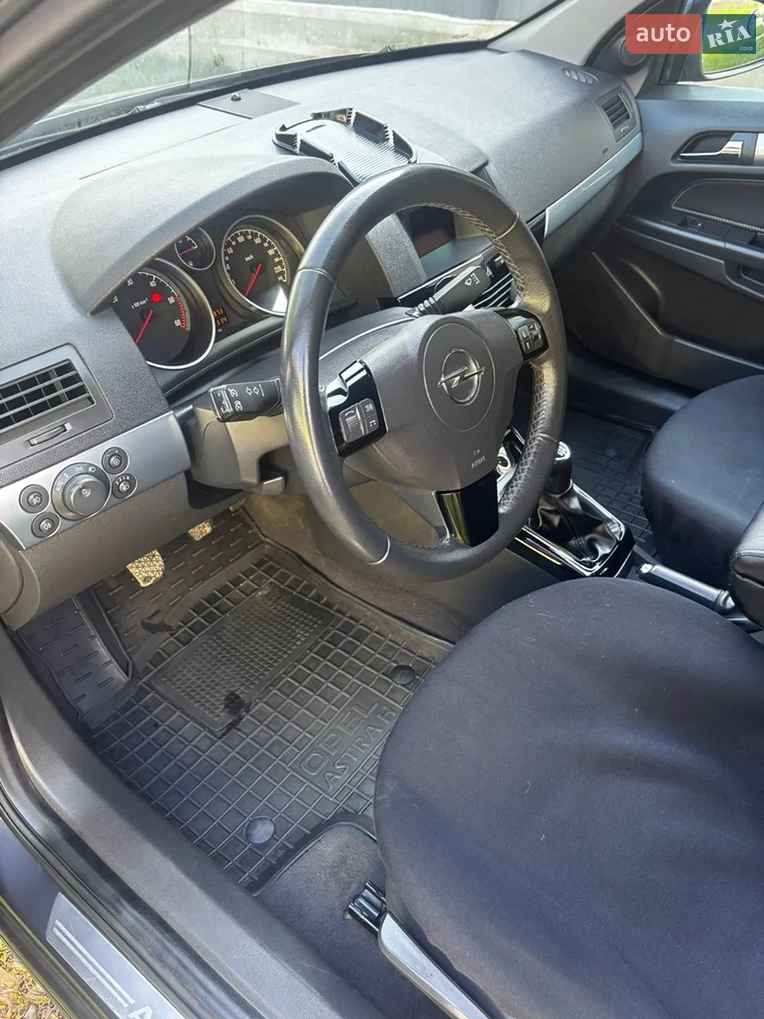 2010 Opel Astra - мініатюра 11