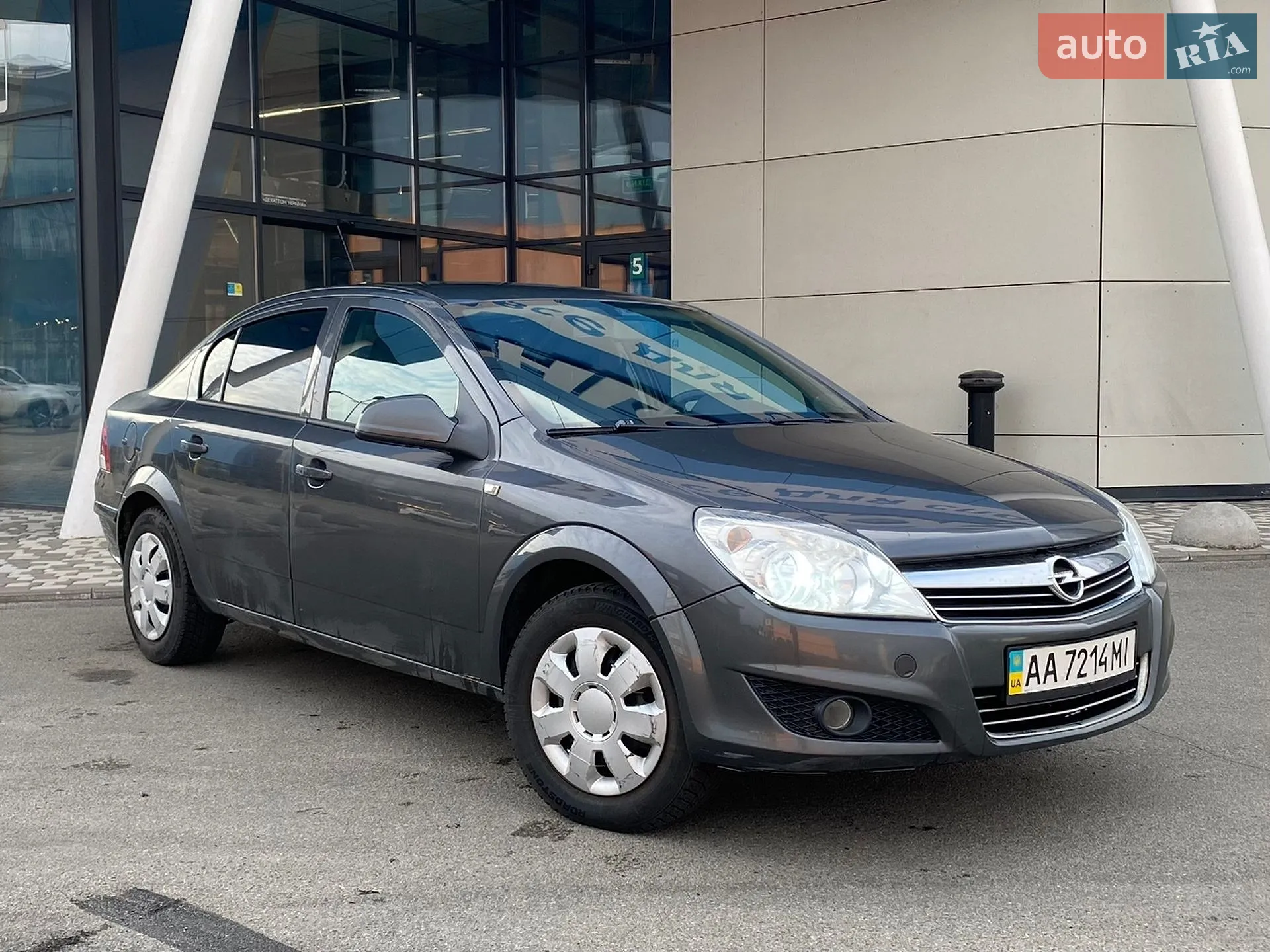 2012 Opel Astra - фото 1