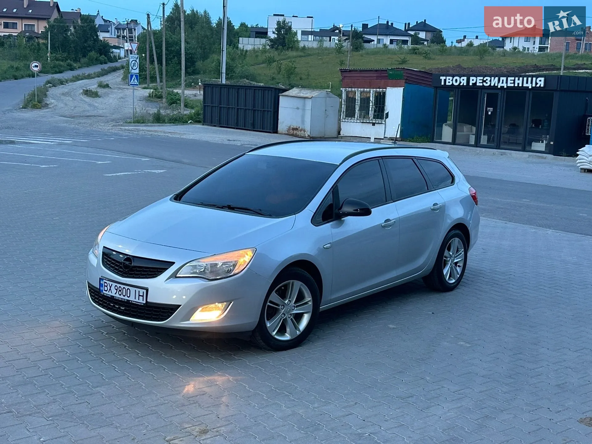 2012 Opel Astra - фото 1