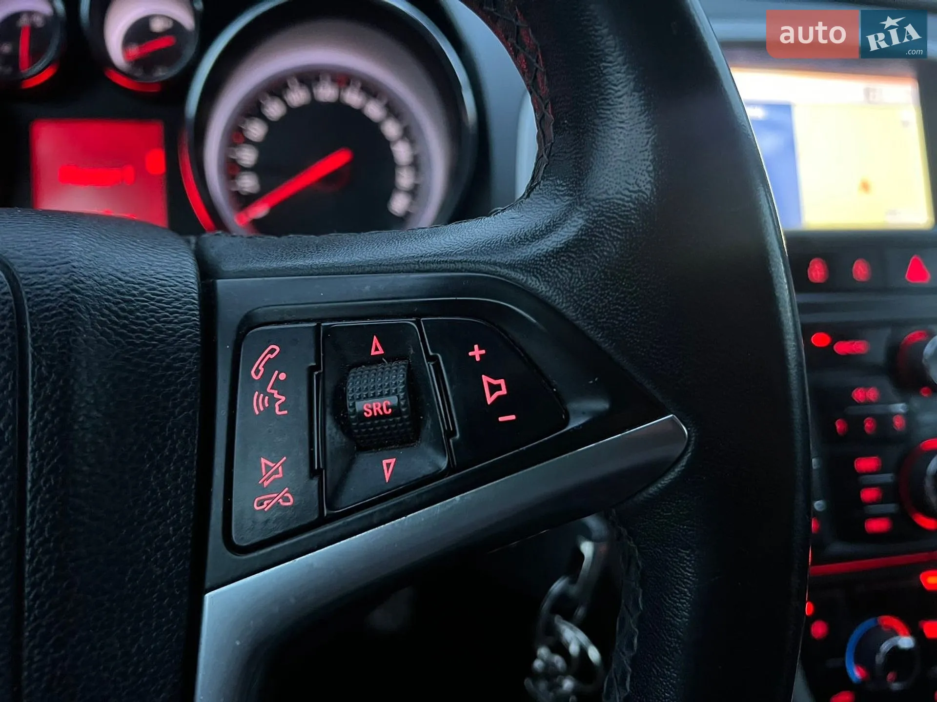 2011 Opel Astra - мініатюра 10