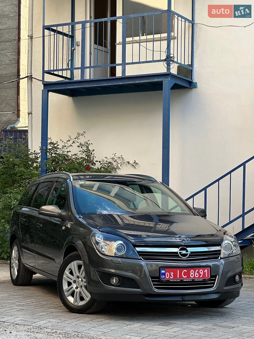 2010 Opel Astra - мініатюра 10