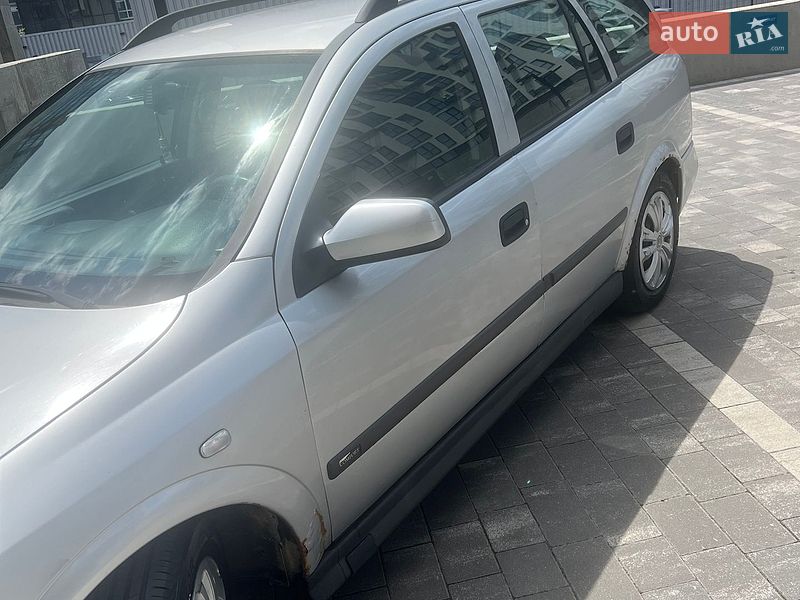 Универсал Opel Astra 2001 в Львове