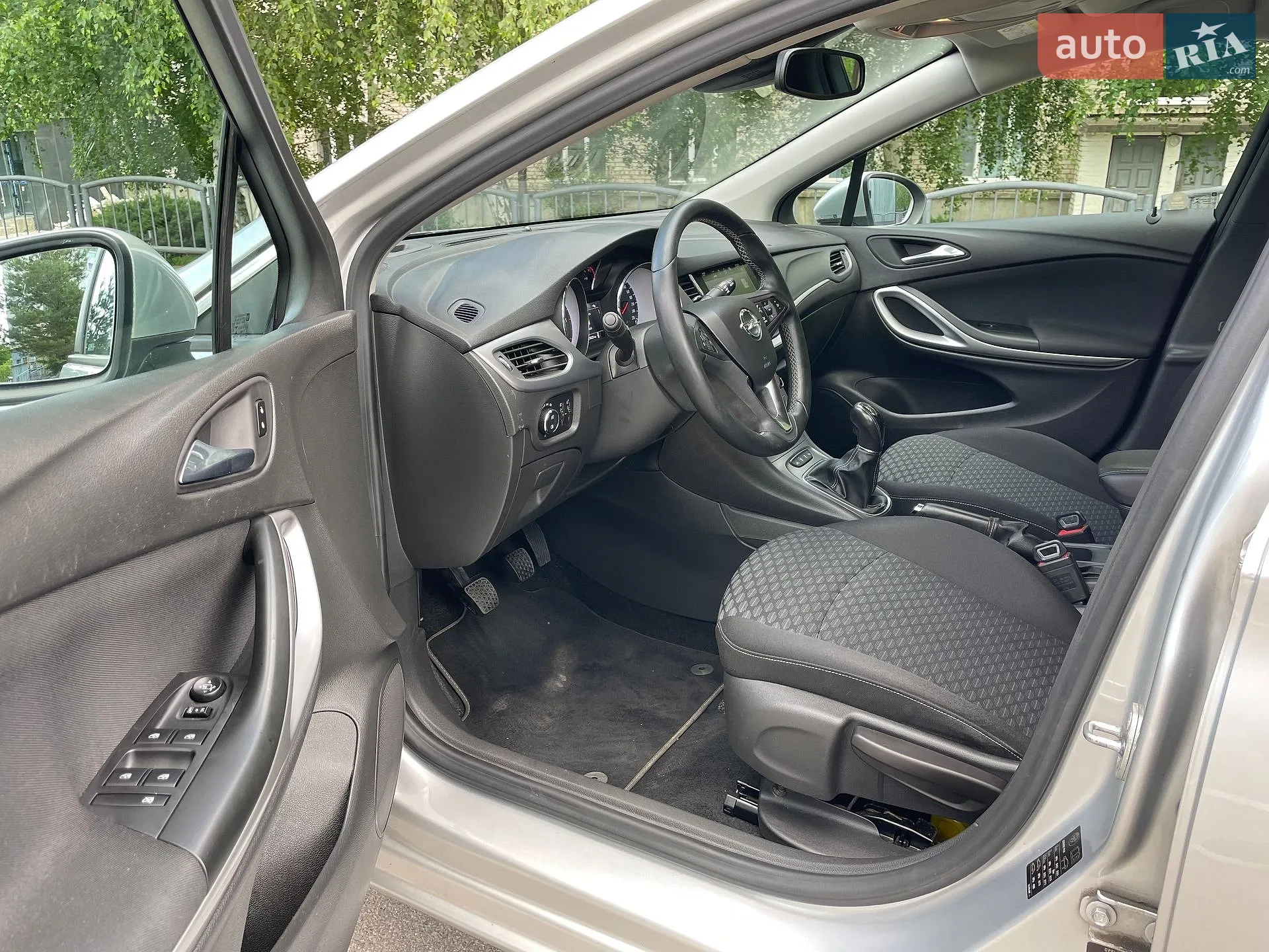 2017 Opel Astra - мініатюра 10