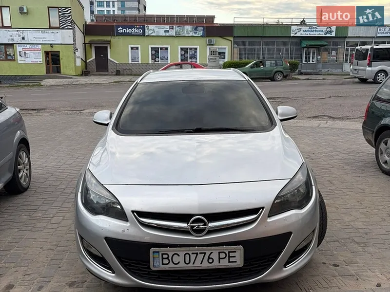 Opel Astra 2013