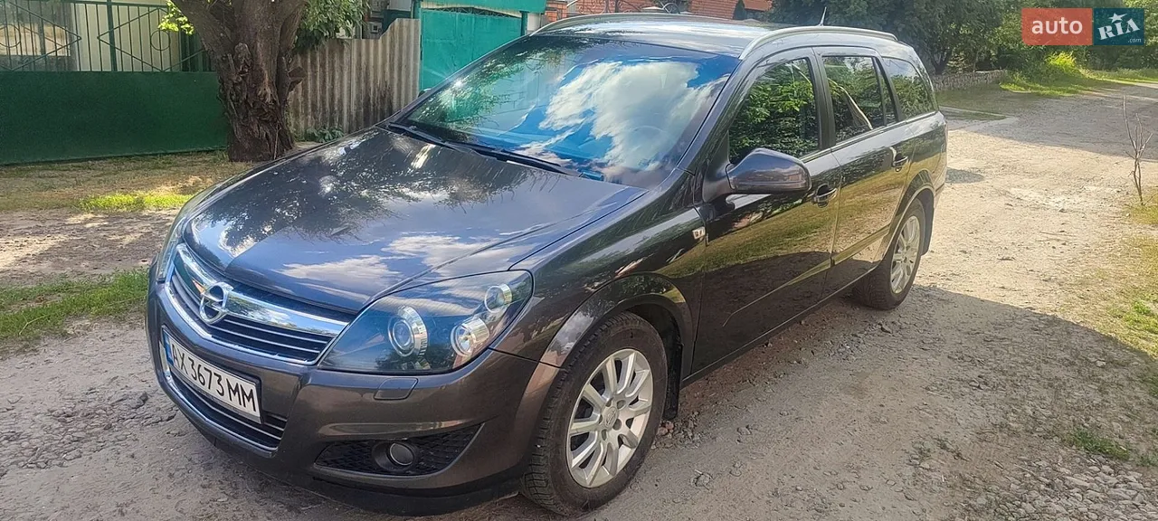 2011 Opel Astra - мініатюра 25