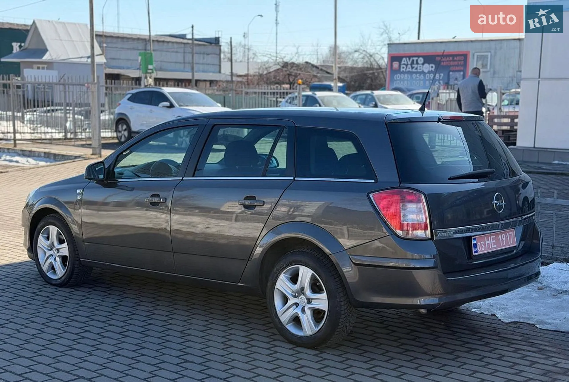 2010 Opel Astra - мініатюра 4