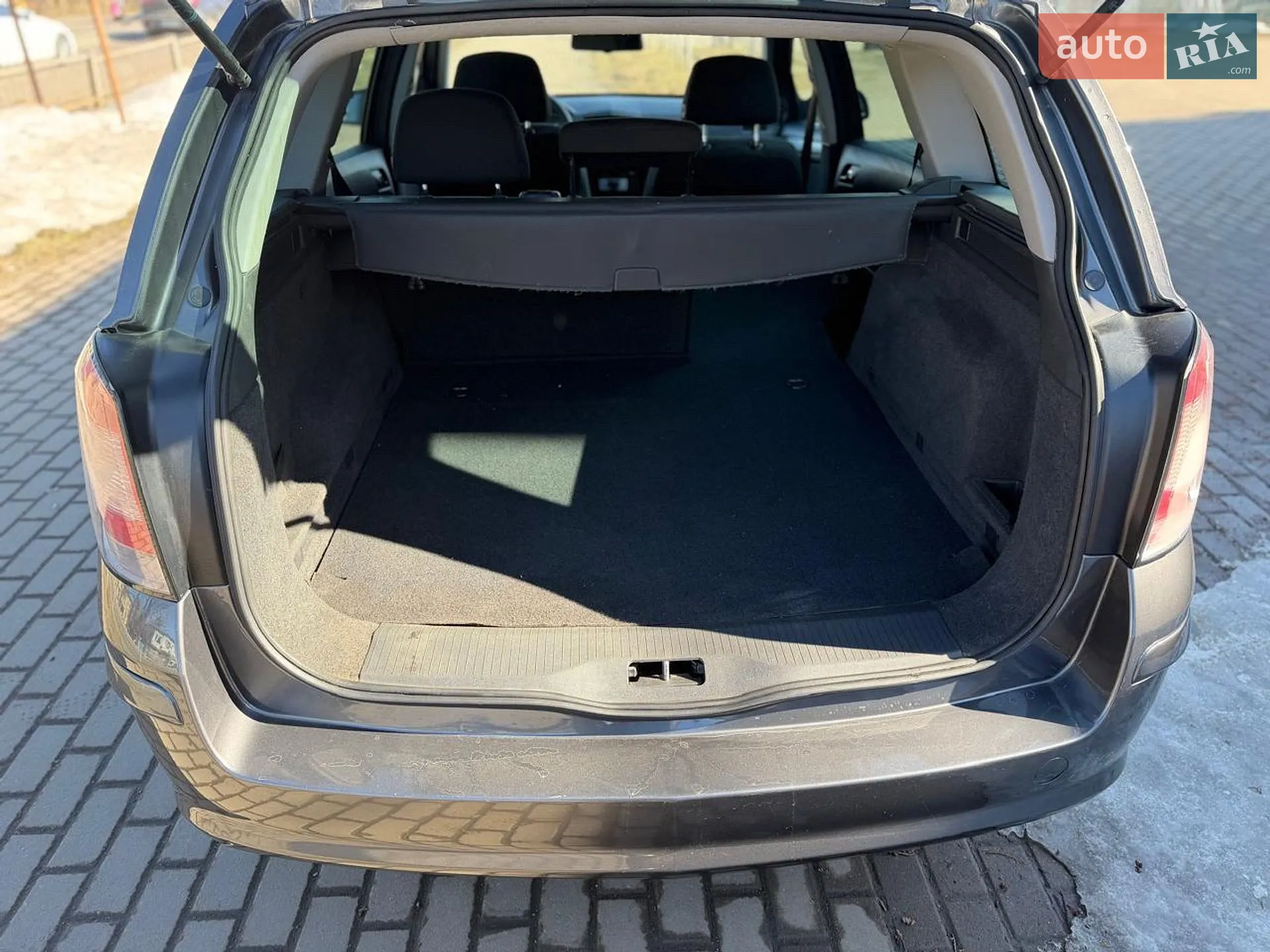 2010 Opel Astra - мініатюра 13