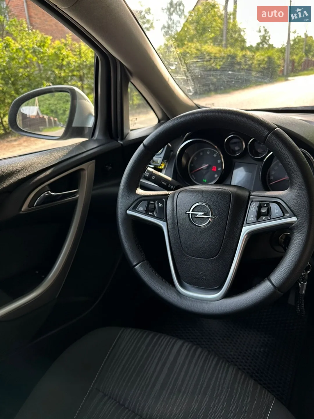2011 Opel Astra - мініатюра 17