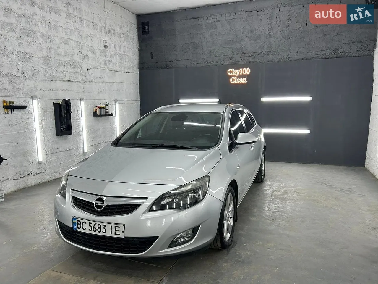 2011 Opel Astra - мініатюра 12