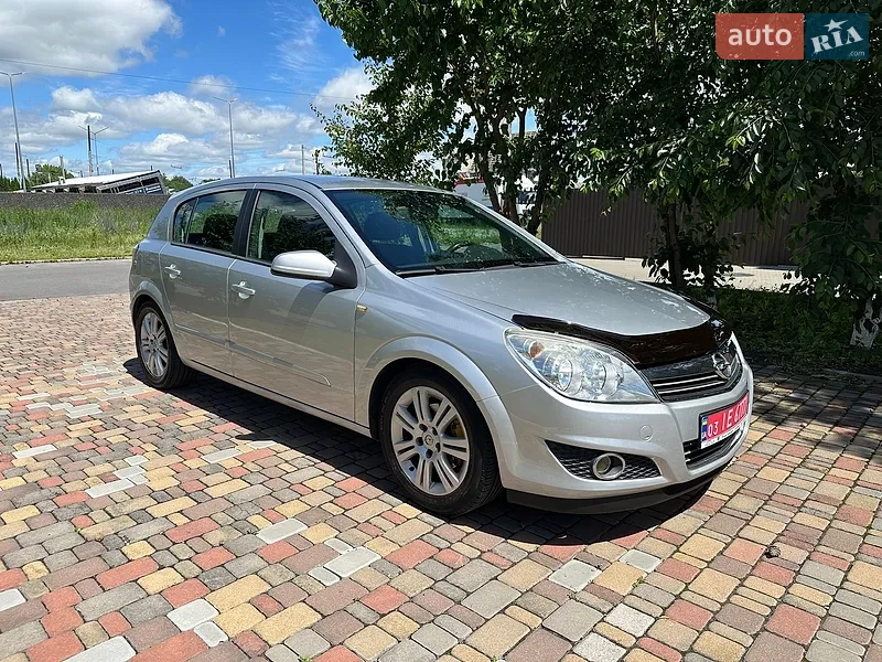 Opel Astra 2010