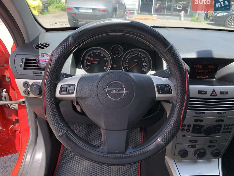 Хэтчбек Opel Astra 2007 в Виннице