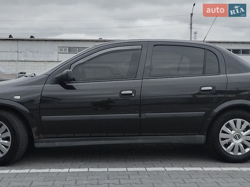 Седан Opel Astra 2007 в Борисполе