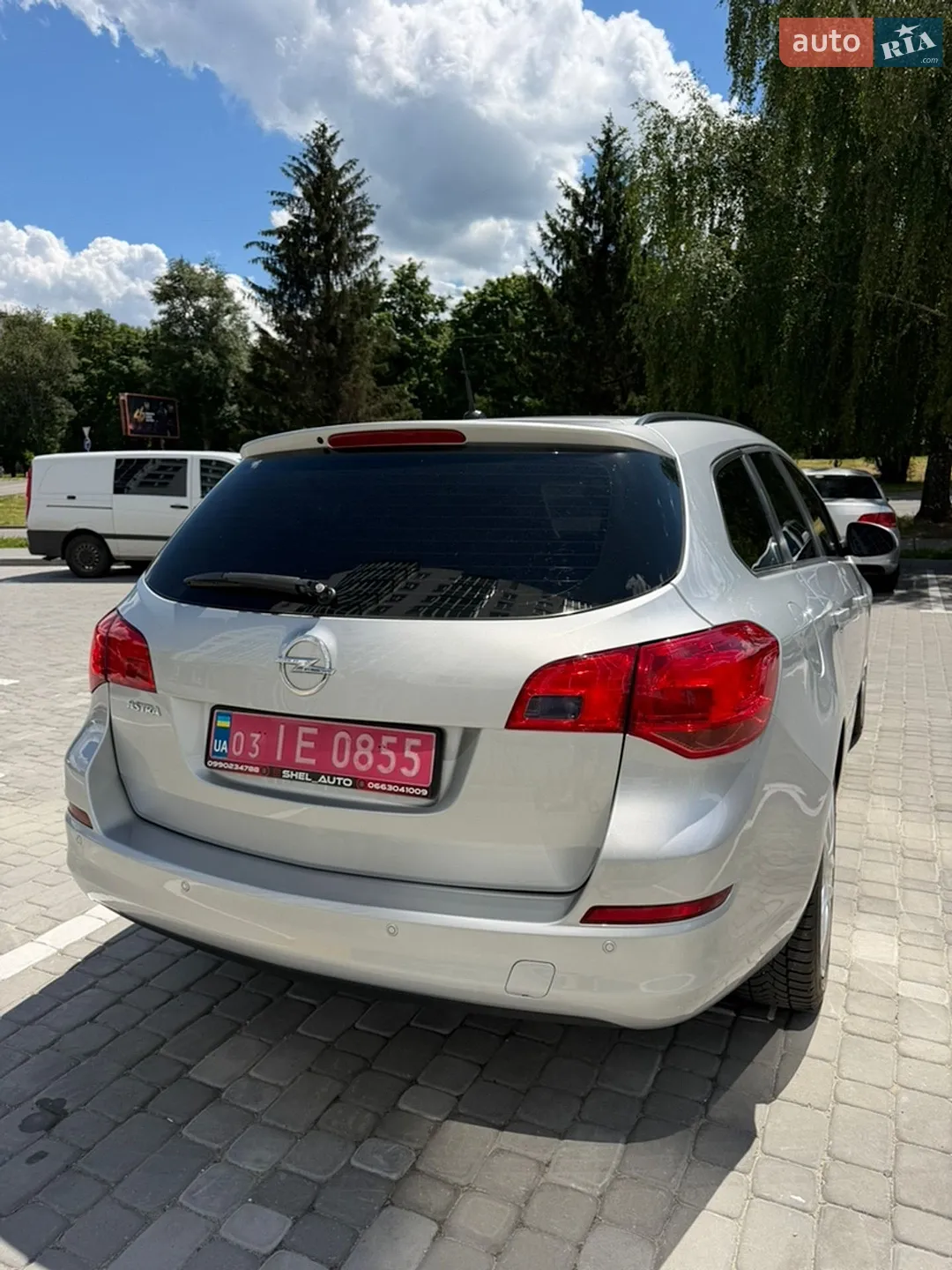 2011 Opel Astra - мініатюра 2