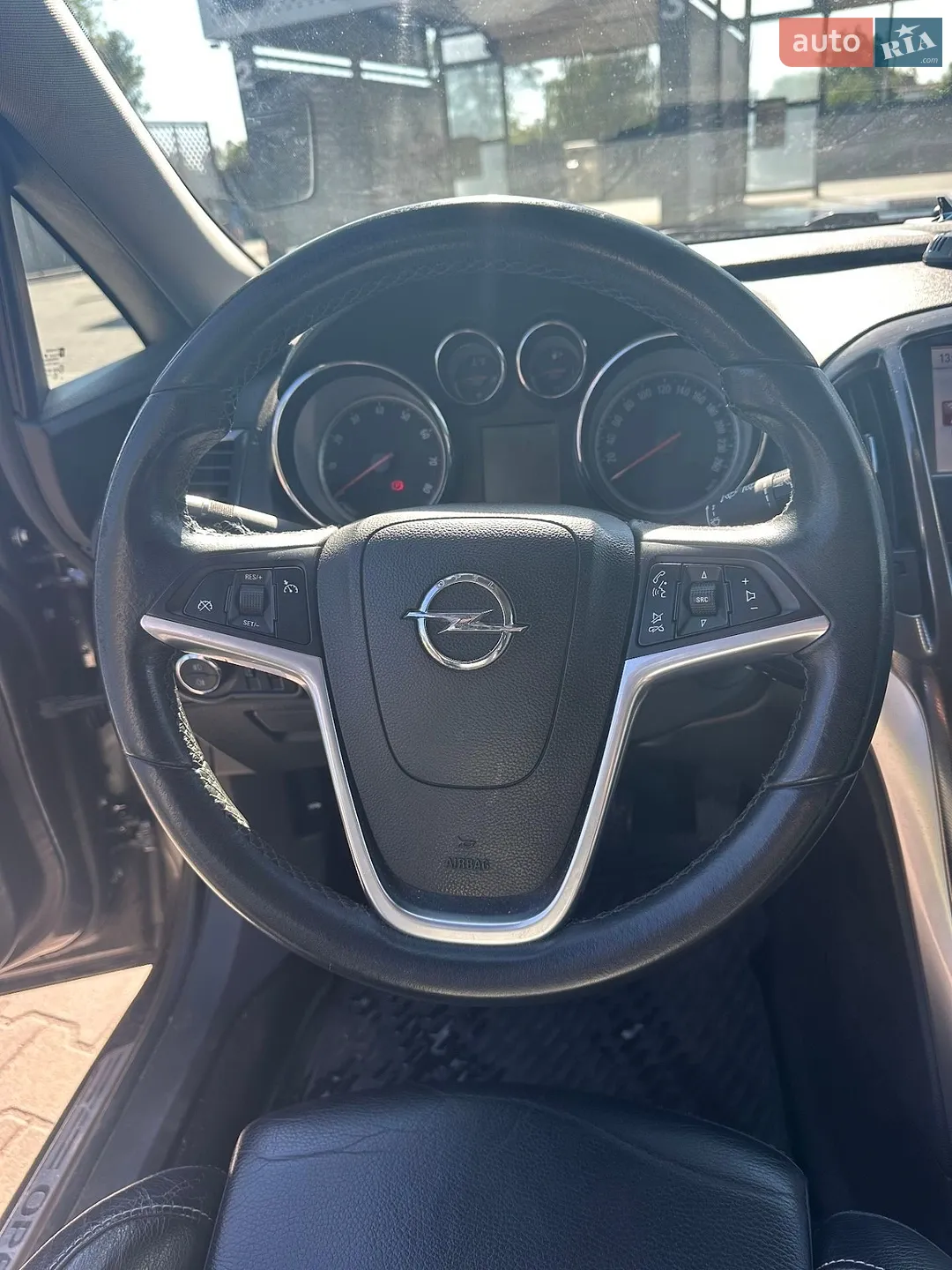 2010 Opel Astra - мініатюра 9