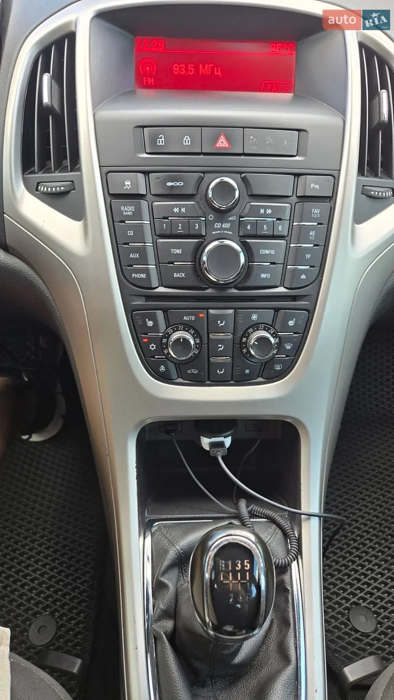 2013 Opel Astra - мініатюра 8