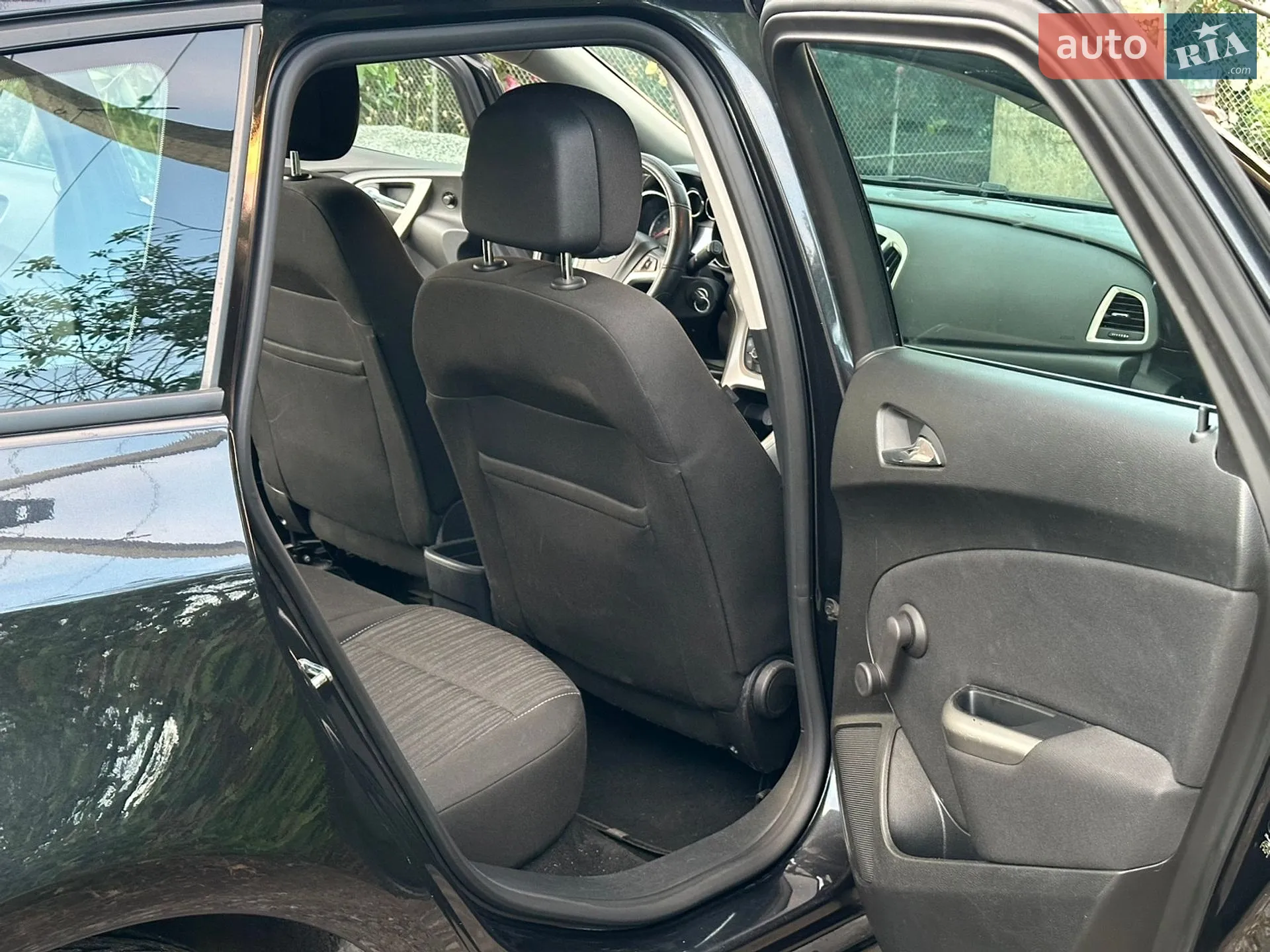 2012 Opel Astra - мініатюра 4