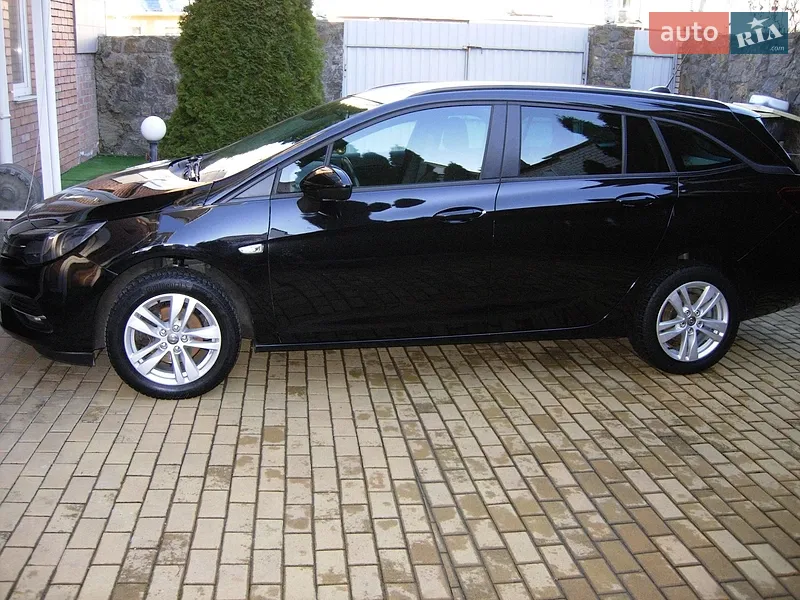 Opel Astra 2020