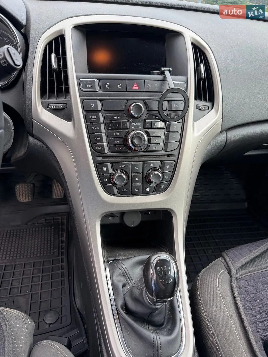 2011 Opel Astra - мініатюра 17