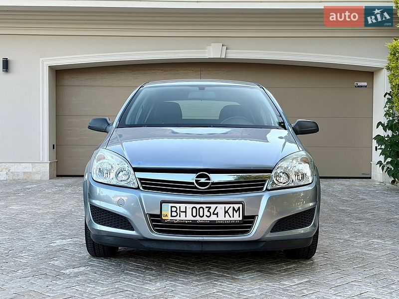 2008 Opel Astra, VIN W0L0AHL4882068242:plate — фото 1 (autoria)