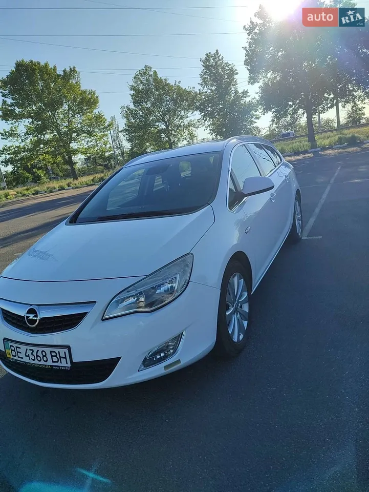 2011 Opel Astra - мініатюра 15