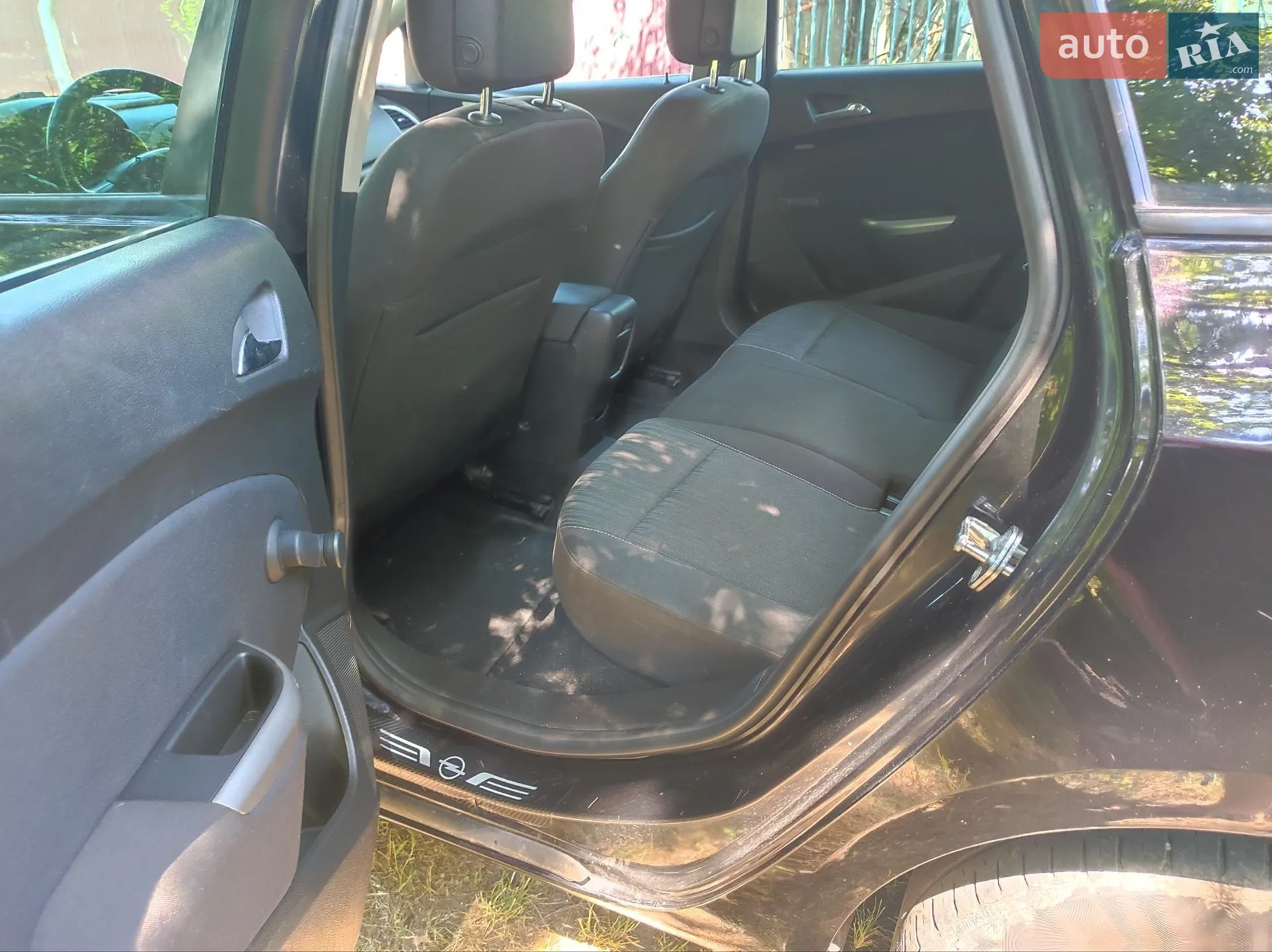 2011 Opel Astra - мініатюра 23