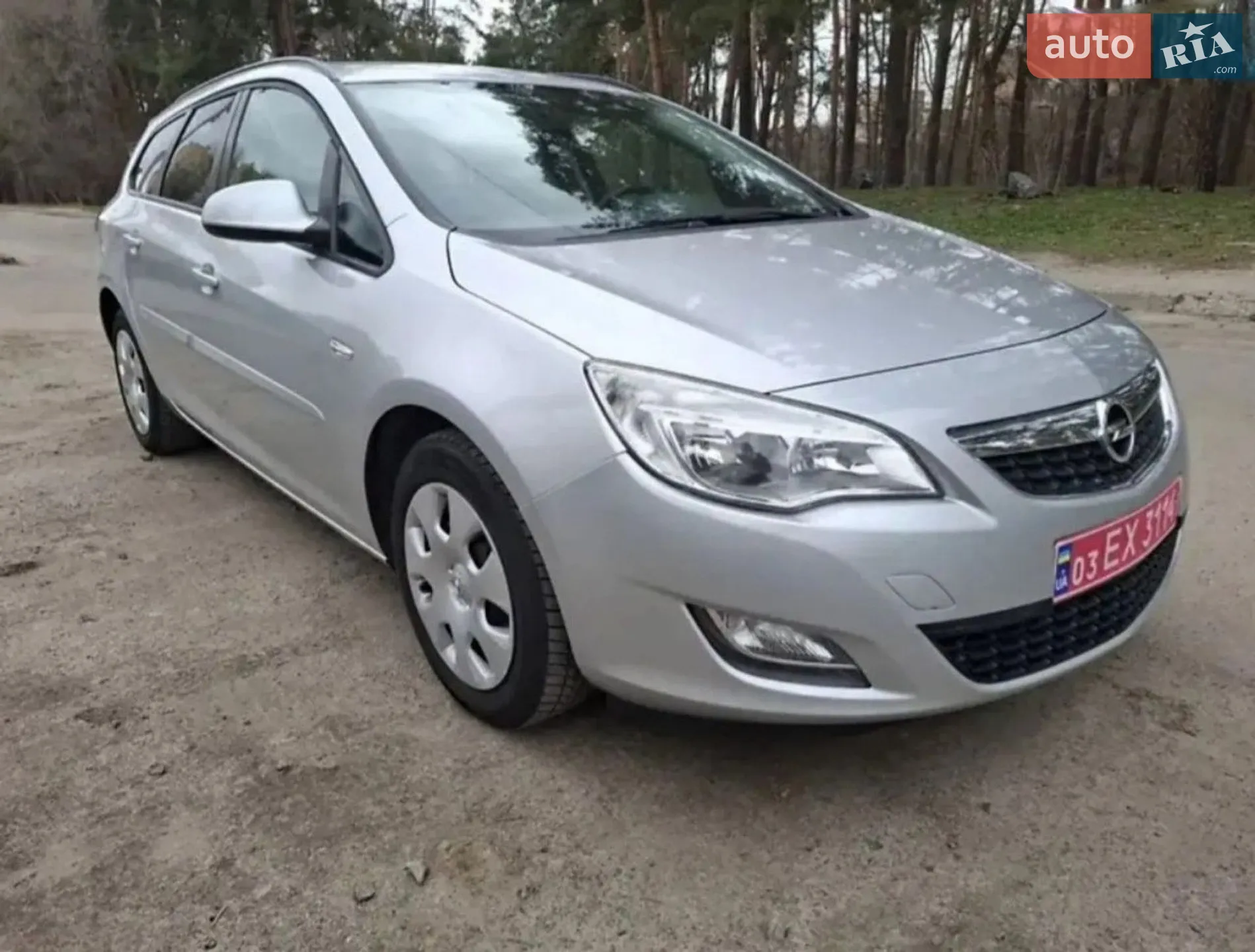 2011 Opel Astra - фото 1