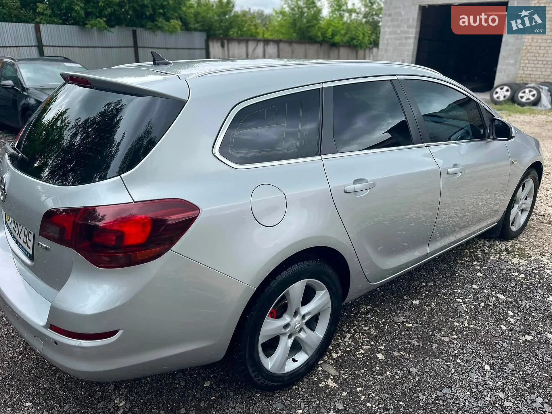 2011 Opel Astra - мініатюра 2
