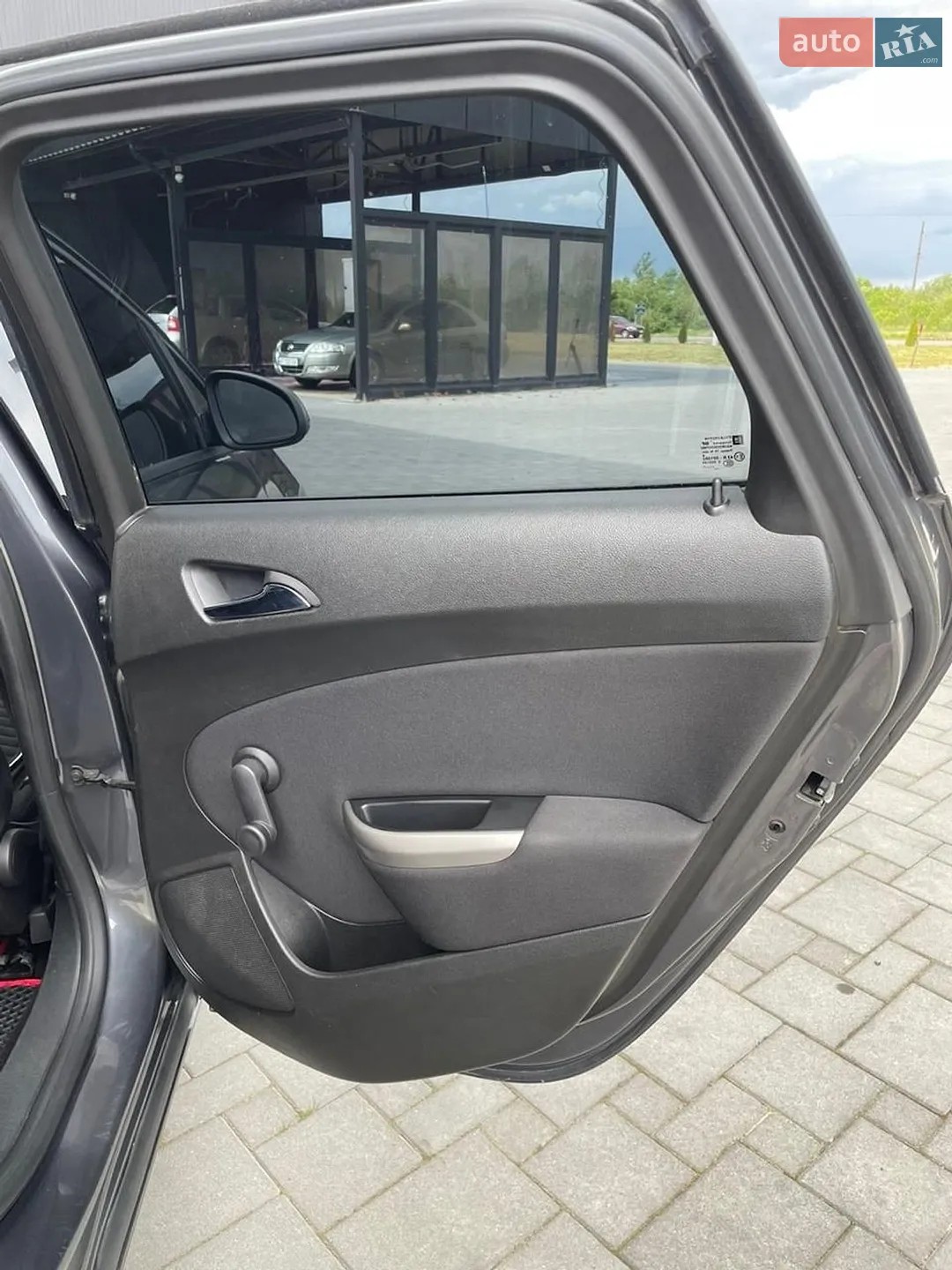 2011 Opel Astra - мініатюра 14