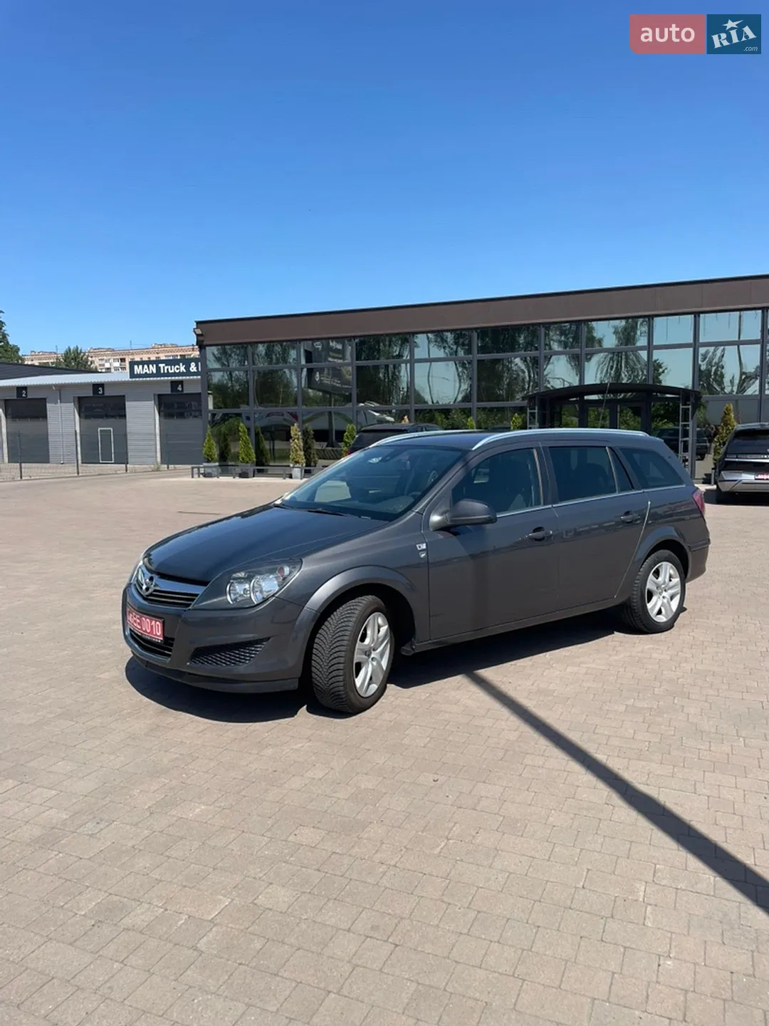 2010 Opel Astra - мініатюра 2