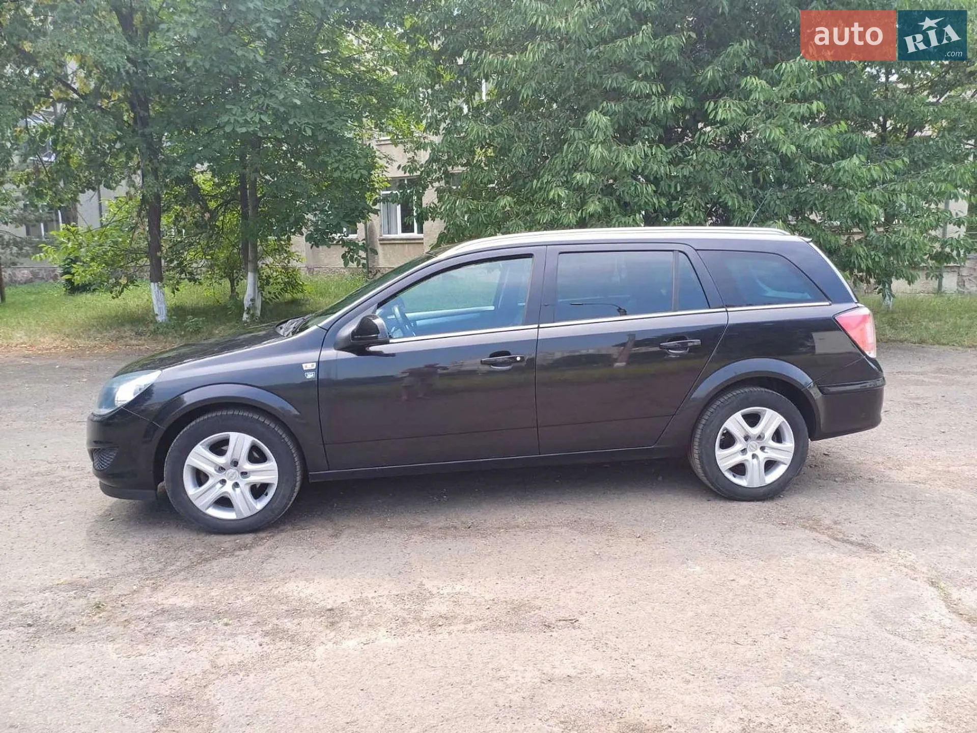 2010 Opel Astra - мініатюра 4