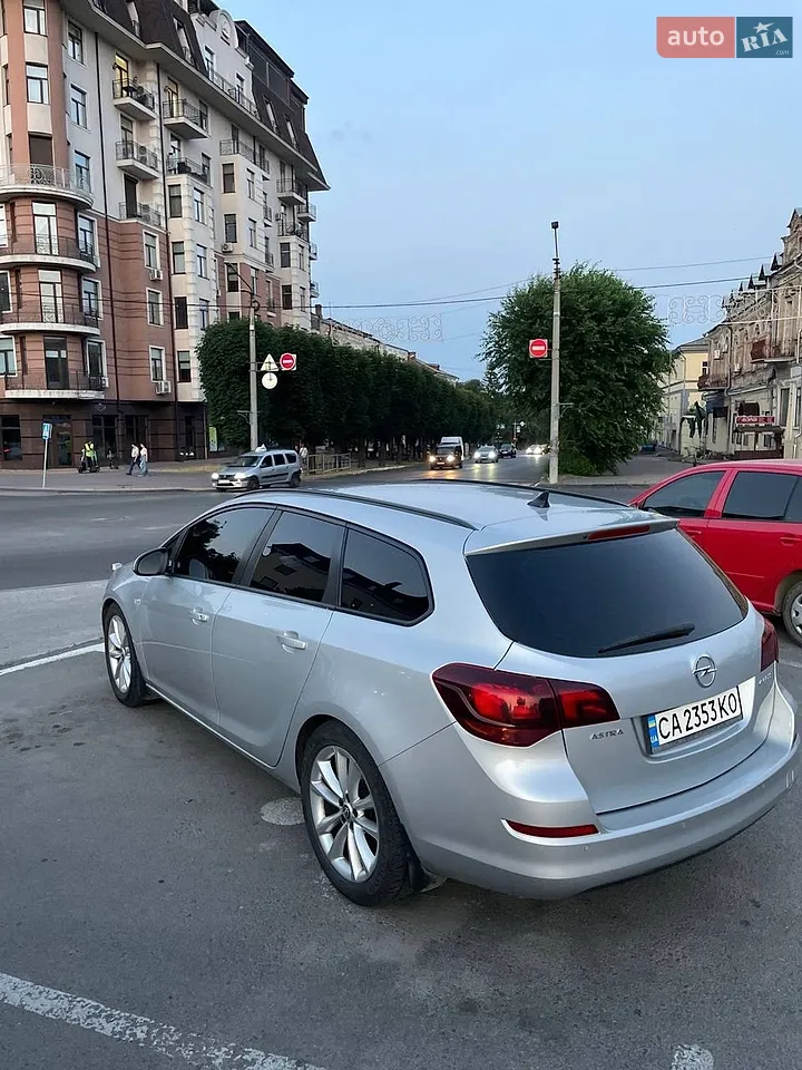 2010 Opel Astra - мініатюра 15