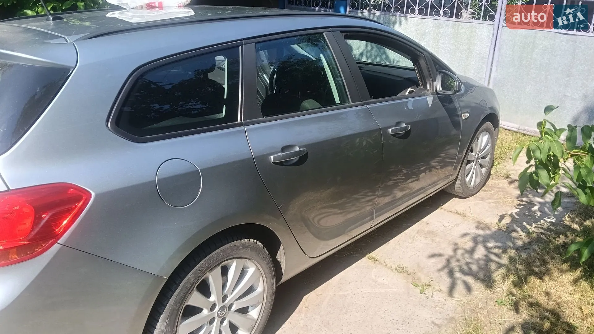 2010 Opel Astra - мініатюра 14