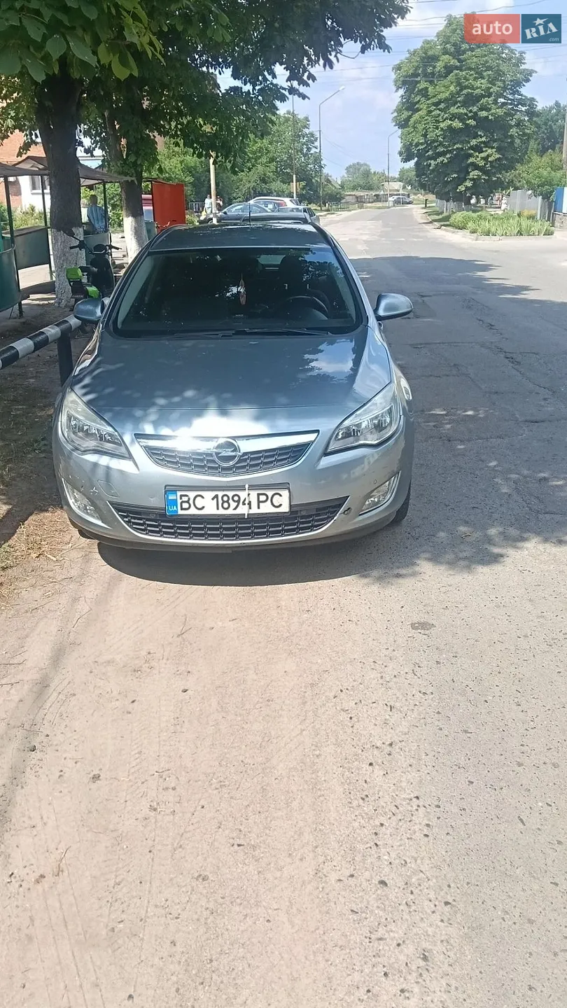 2010 Opel Astra - мініатюра 9
