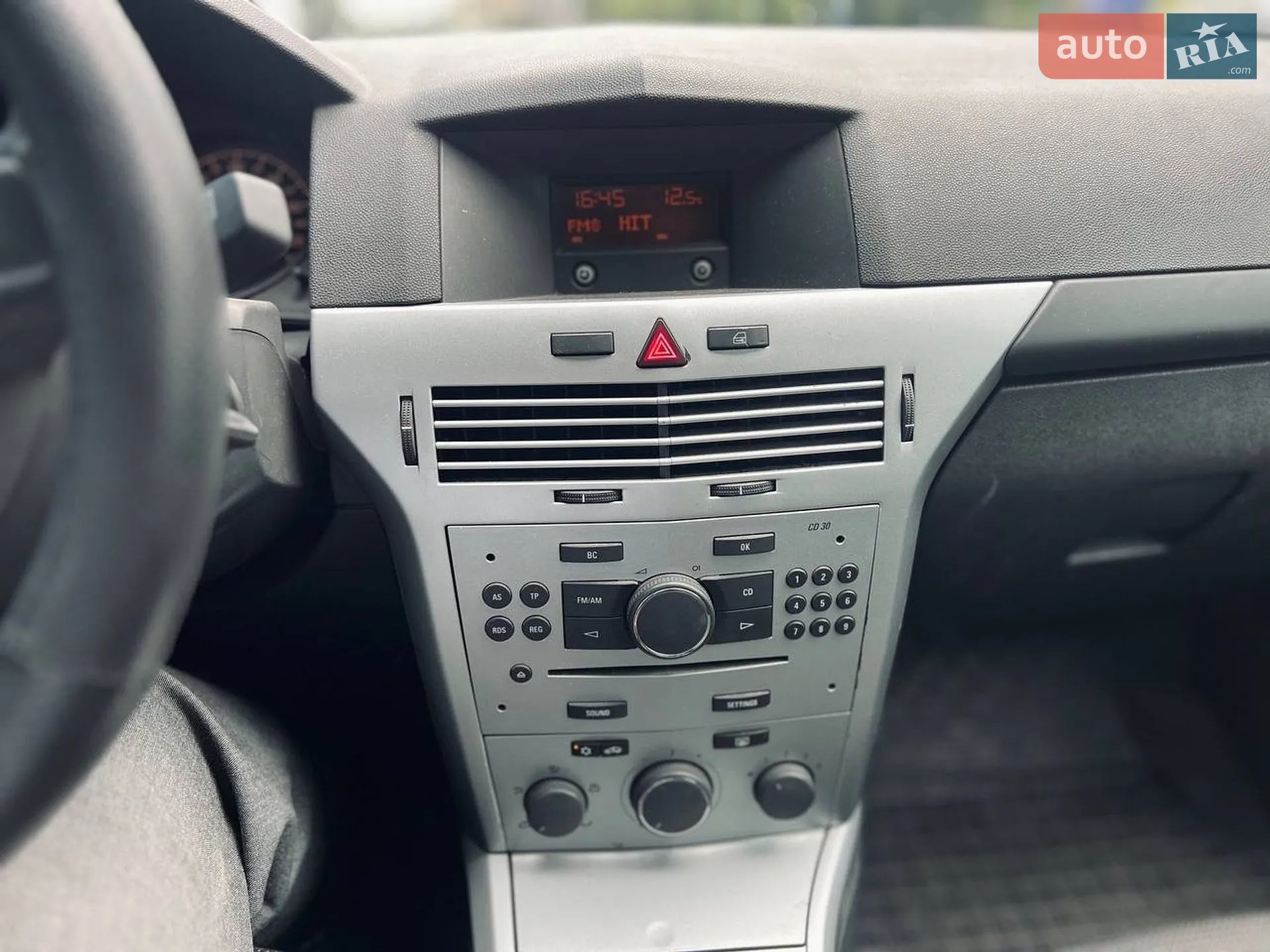 2010 Opel Astra - мініатюра 20