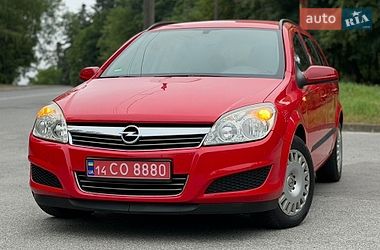Універсал Opel Astra 2009 в Трускавці
