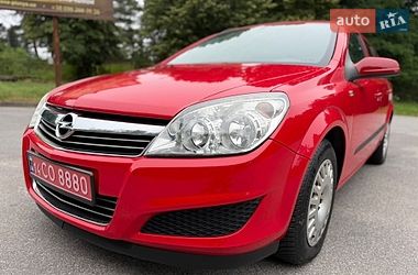 Универсал Opel Astra 2009 в Трускавце