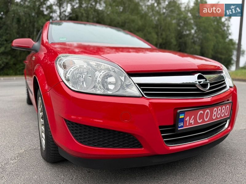 Универсал Opel Astra 2009 в Трускавце