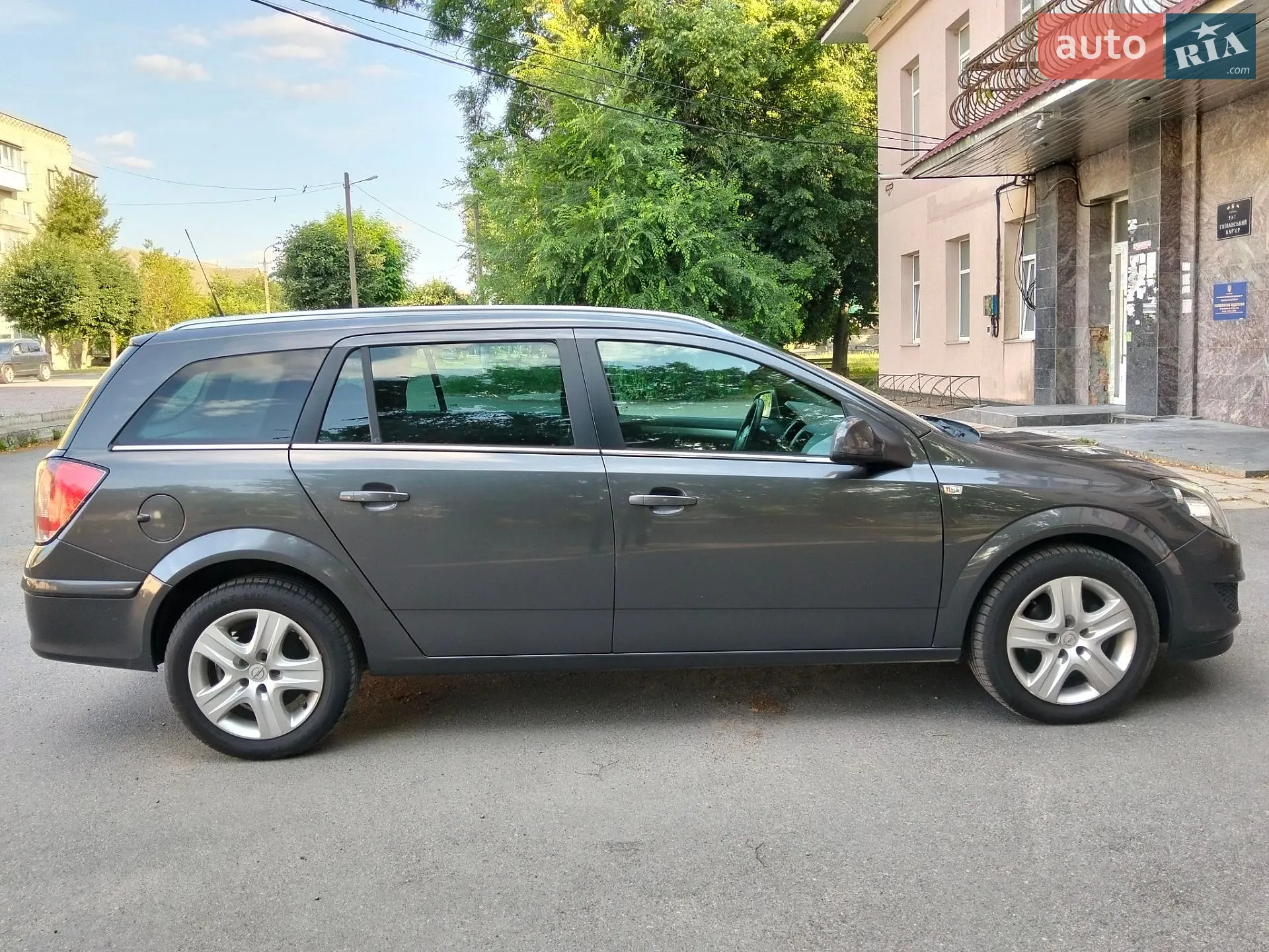 2010 Opel Astra - мініатюра 12