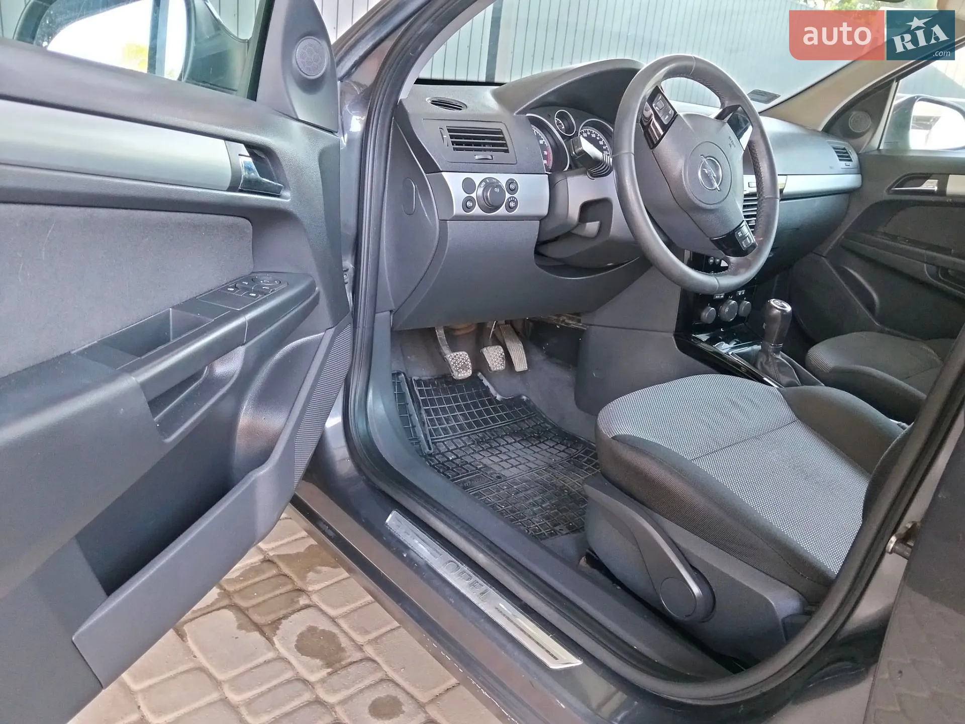 2010 Opel Astra - мініатюра 41