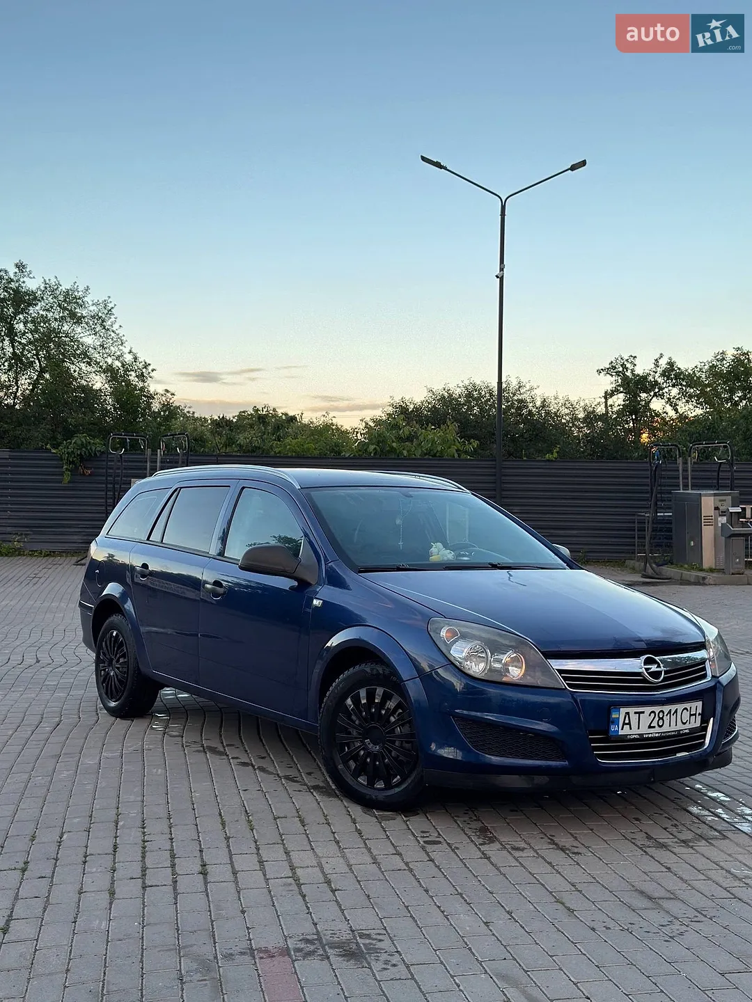 2010 Opel Astra - мініатюра 3