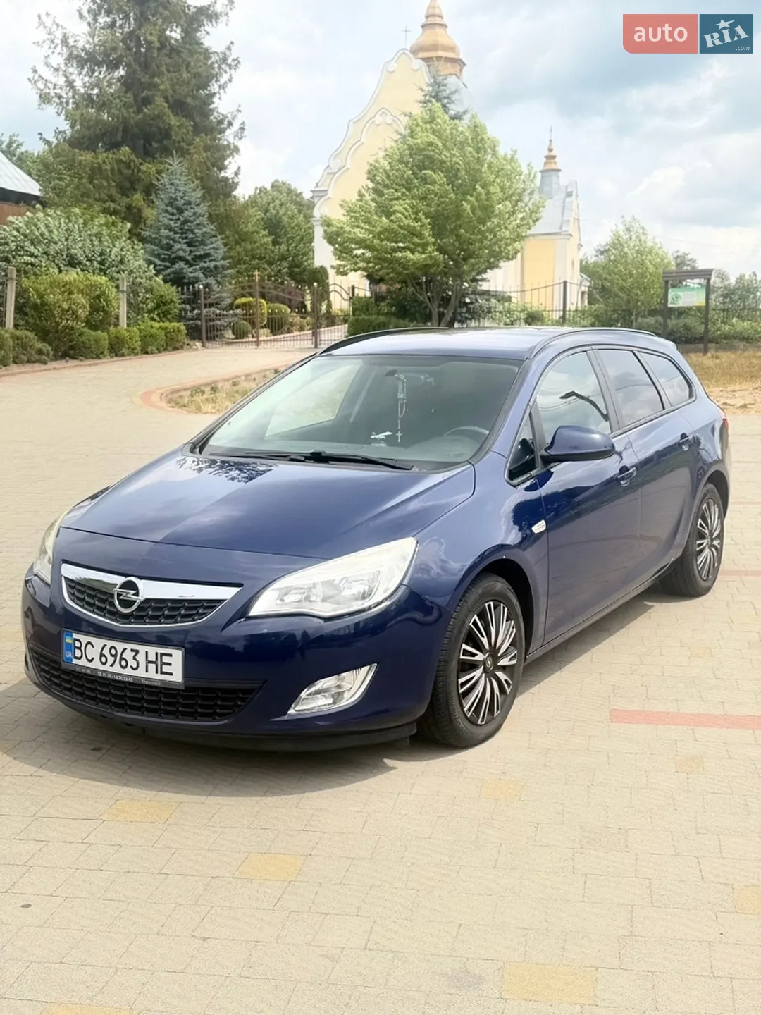 2011 Opel Astra - мініатюра 2