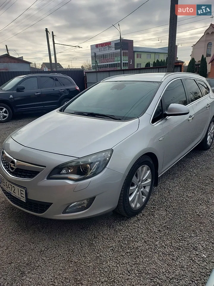 2011 Opel Astra - мініатюра 18