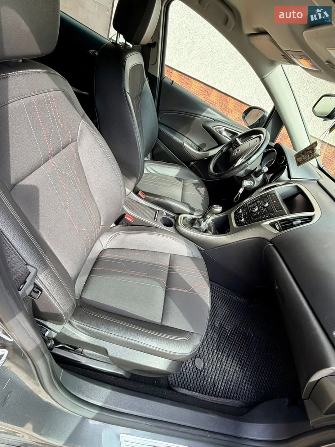 2012 Opel Astra - мініатюра 8