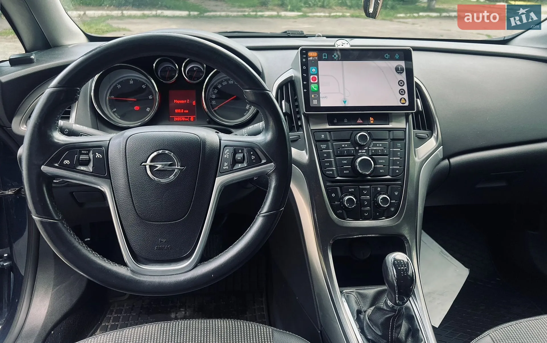 2011 Opel Astra - мініатюра 2