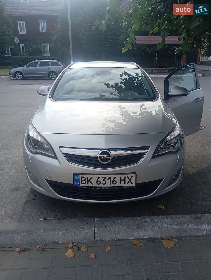 2012 Opel Astra - мініатюра 9