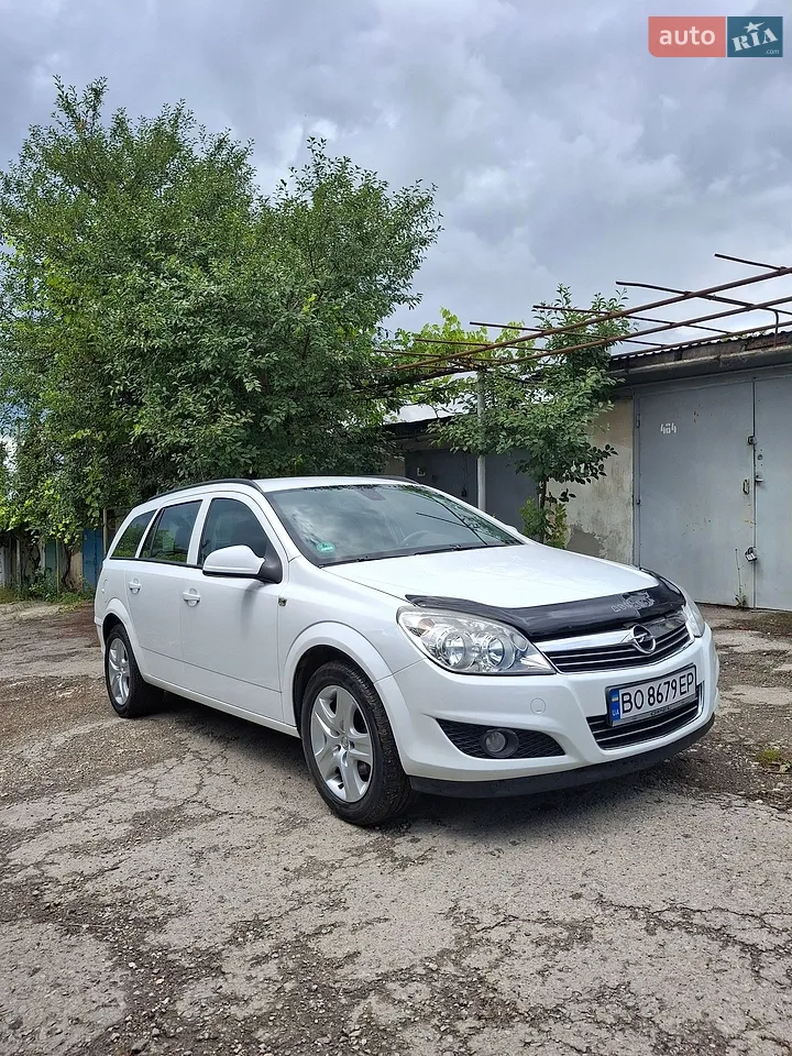 2010 Opel Astra - мініатюра 13
