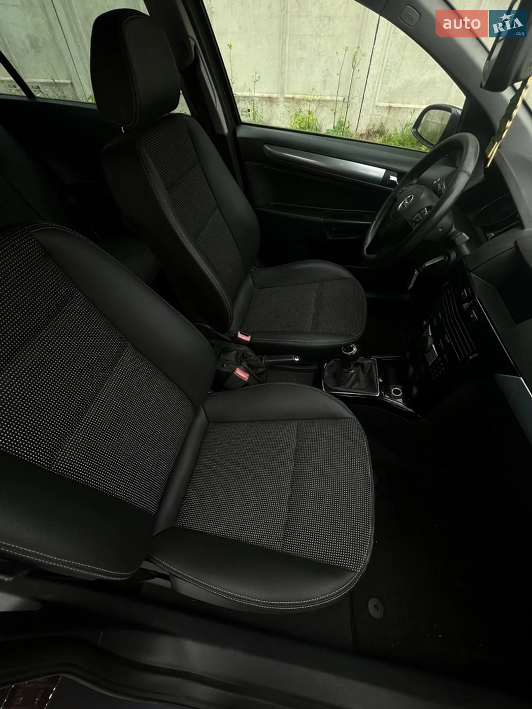 2010 Opel Astra - мініатюра 15