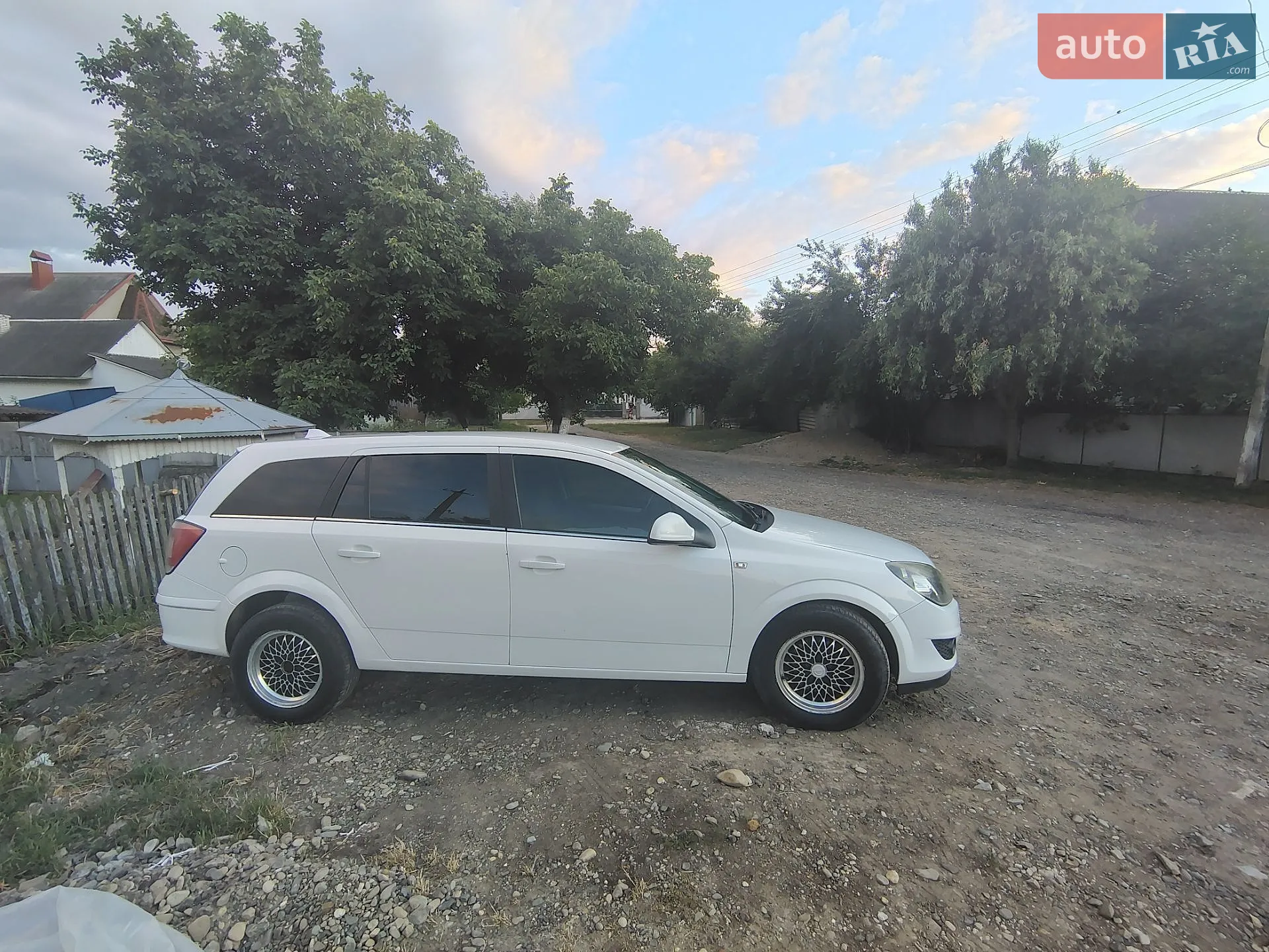 2010 Opel Astra - мініатюра 10